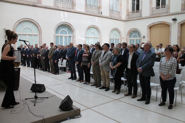 parlament-4